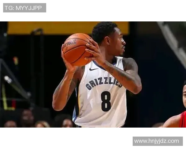 马尚布鲁克斯：从NBA到CBA的传奇旅程与篮球梦想的坚持